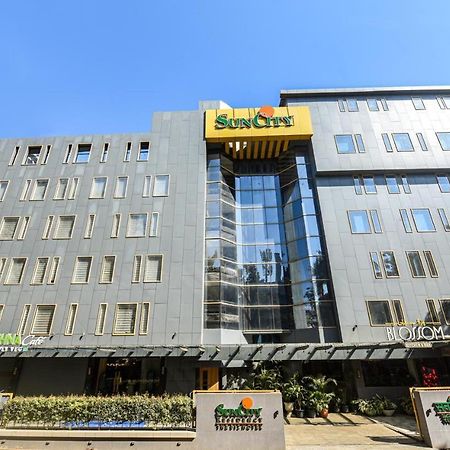 Hotel Suncity Residency Βομβάη Εξωτερικό φωτογραφία