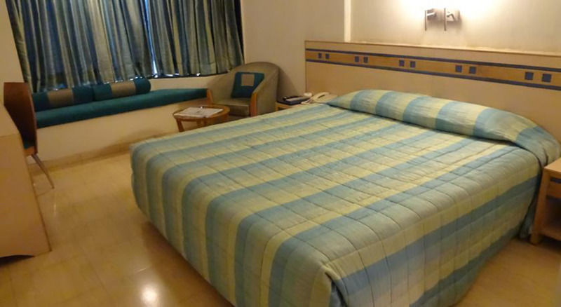 Hotel Suncity Residency Βομβάη Εξωτερικό φωτογραφία